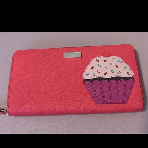 Pink Kate Spade Leather Cupcake Zip Around Wallet - Picture 1 of 5
